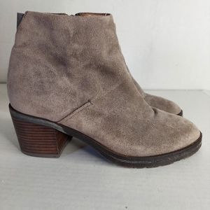 Gentle Souls by Kenneth Cole Blane Ankle Boots
